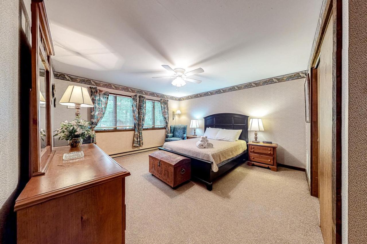 Big Boulder Lake Townhome 레이크하모니 외부 사진