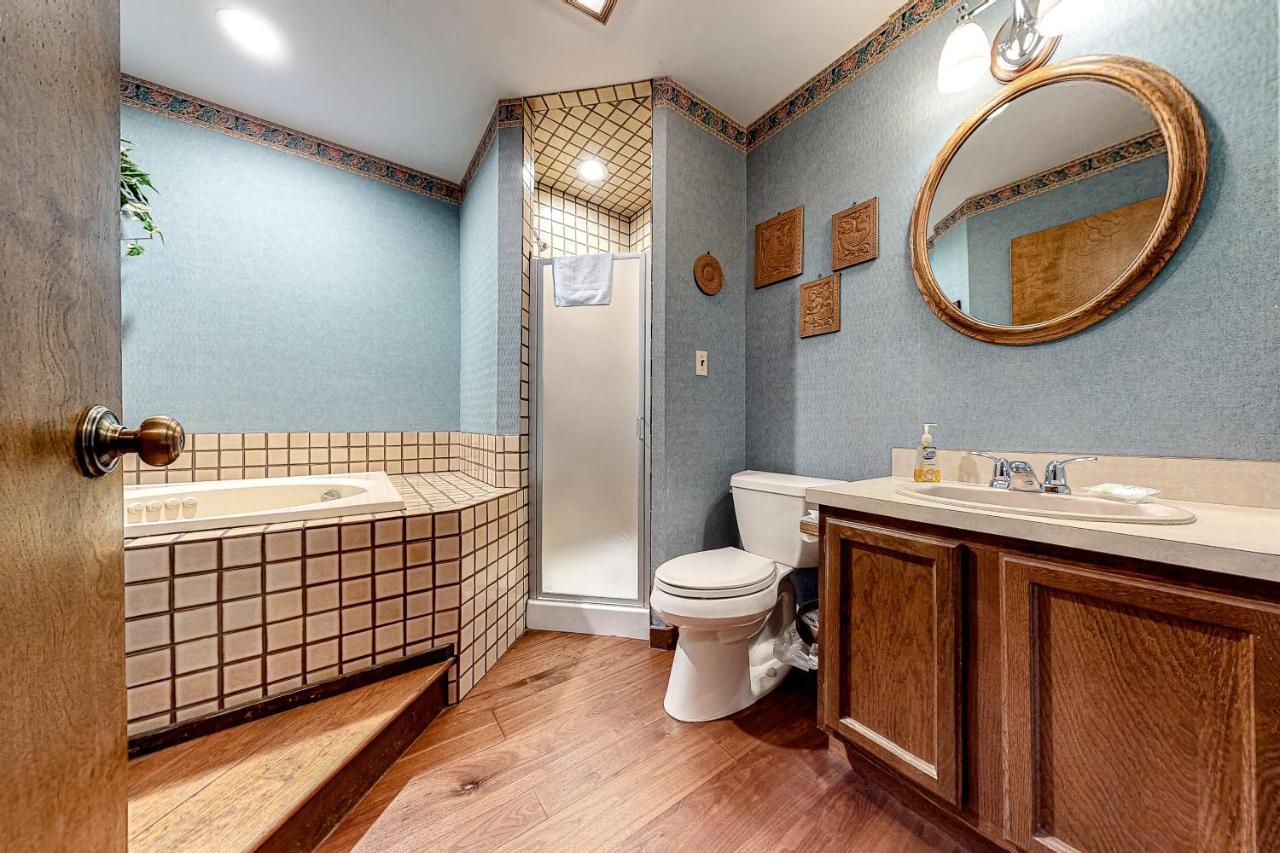 Big Boulder Lake Townhome 레이크하모니 외부 사진